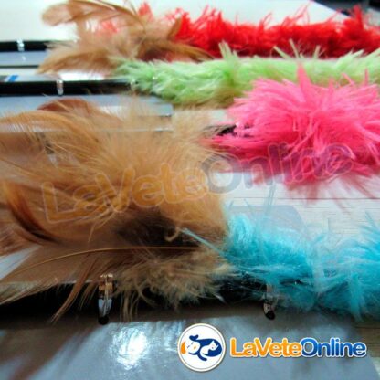 Varita con Cinta de Plush y Plumas 48 cm (T45724) - Imagen 3